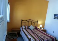 Hotel Casa Flores de Tikal - Bãi đậu xe