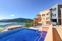 Martinique Whitsunday - 인피니티 풀