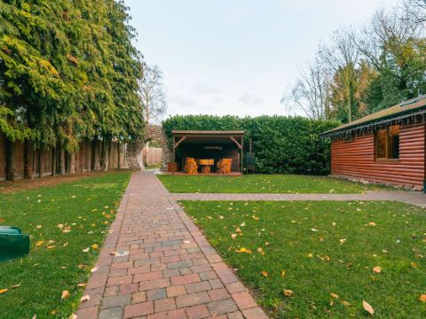 Brook Barn with Sauna & Hot Tub