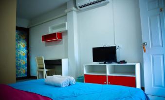 Sabaidee Place