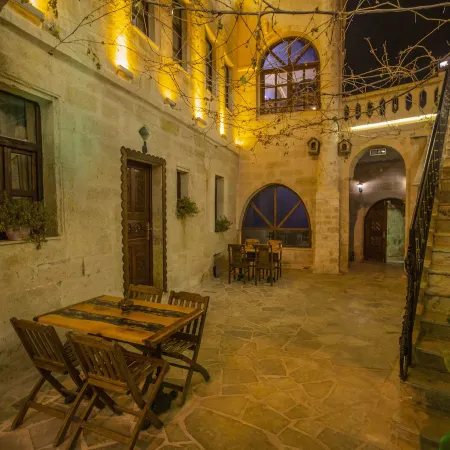 Royal Cave Hotel