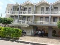 TJ Global Hotel Kasese Hotele w: Kasese