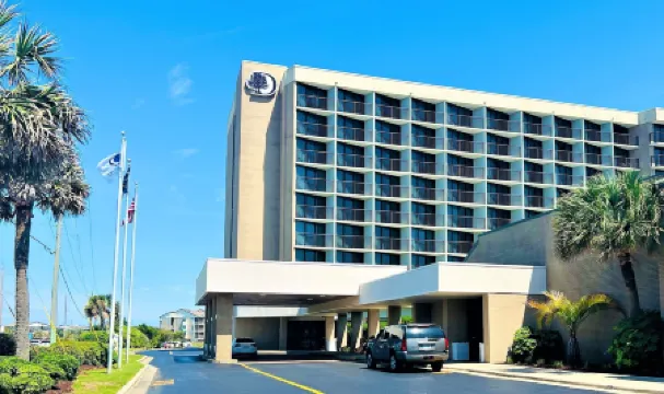DoubleTree by Hilton Atlantic Beach Oceanfront