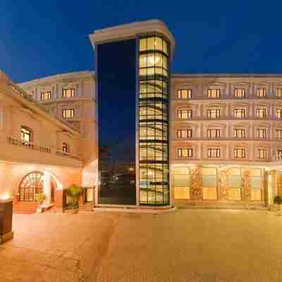 Anandha Inn Convention Centre and Suites Hotel Exterior