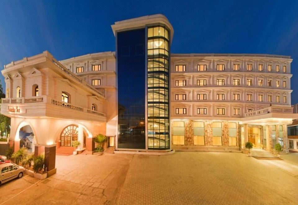 hotel overview picture