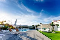 Seven Hotel & Wellness - Gay Men Only - piscina