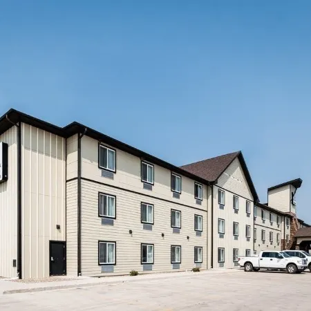 Black Gold Suites Stanley