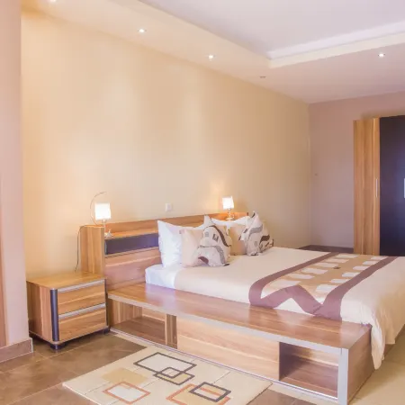Rohi Apartments