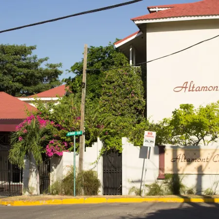Altamont Court Hotel
