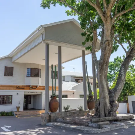 Loerie Guest Lodge