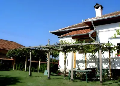 Grandpa House Hotels near Markov-Rayuv Kamak Ecotrail