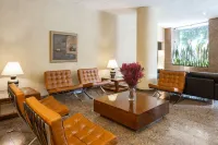 Hotel Rojas All Suite - parcheggio