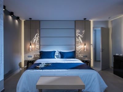 Lavris City Suites