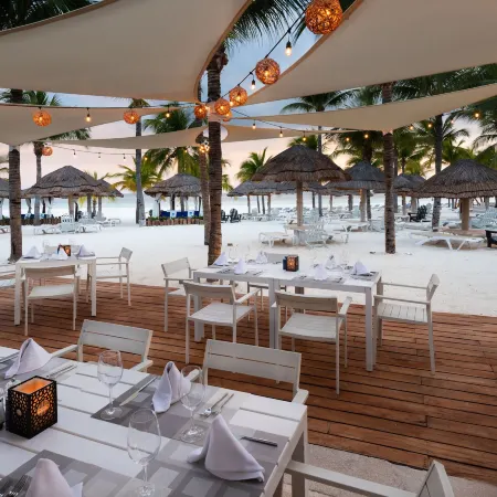 InterContinental Hotels PRESIDENTE CANCUN RESORT by IHG