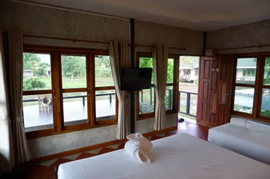 รูปภาพของนอกชานมีนารีสอร์ท Nok Chan Mee Na