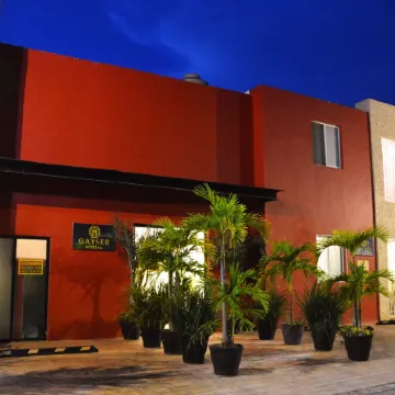 Hostal Gayser