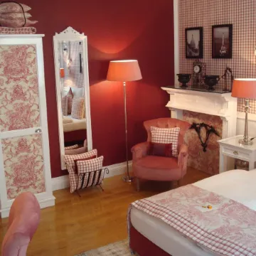 Boutique Hotel Sir & Lady Astor - the Charming City Hotels Отели рядом с достопримечательностью «Музей Гете»