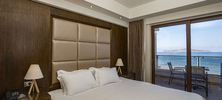 Golden Bay Hotels in Daratso