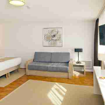 Séjours & Affaires Strasbourg Kleber Rooms