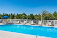 Ramada by Wyndham West Atlantic City Hotels in Pleasantville