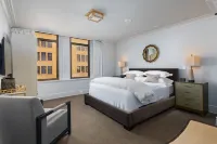 John Hand Club Hotel - 3-Star