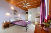 Panormos Hotel and Studios