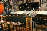 Whitney Peak Hotel Reno, Tapestry Collection by Hilton - bar