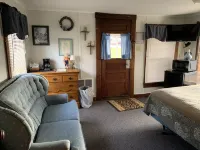 Carrollmotel and Cottages