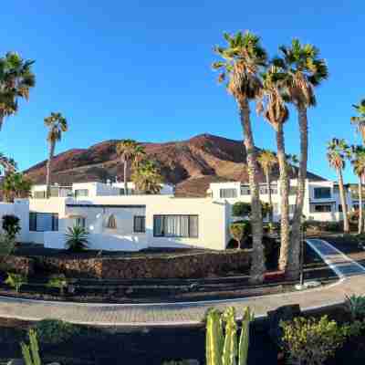 Palmeras Garden Hotel Exterior