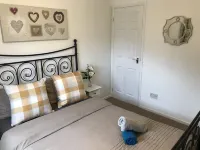 Swale Corner Hoteles cerca de Hinwick House