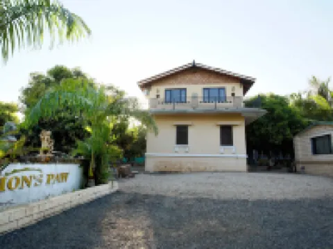 Gir Lions Paw Resort with Swimming Pool Hotels in Junagadh