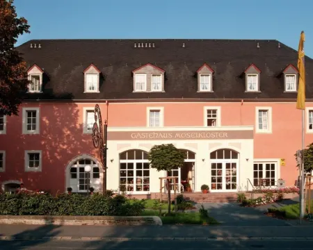 Gästehaus Moselkloster Hotels in Trittenheim