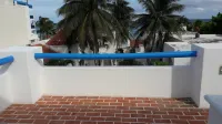 Pelicano Inn Playa del Carmen - Beachfront Hotel - Ocean View