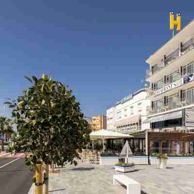 Hotel Ampolla Sol Hotel Exterior