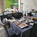 Le Domaine du Haut Preau - Guest houses