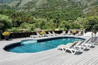 Kyrn Flor - Domaine Sant Antone - Pools
