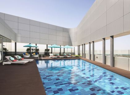 Pearl Rotana Capital Centre