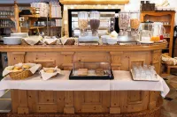 Aparthotel Majestic - servizio colazione