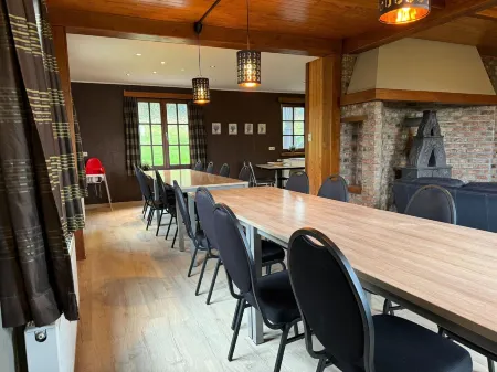 Villa Near Durbuy with Sauna & Play Area