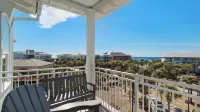 Modern + New Construction & Gulf Views; 3 Pools & Steps to Beach - Sea View