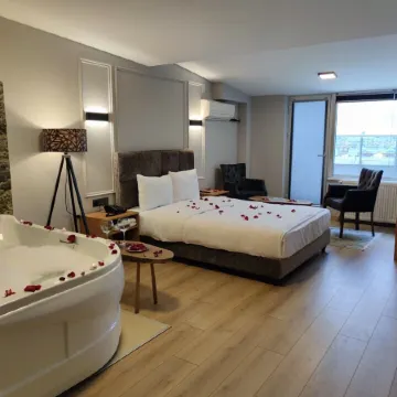 Olen Uskudar Hotel Отели рядом с достопримечательностью «Киз Кулеси»