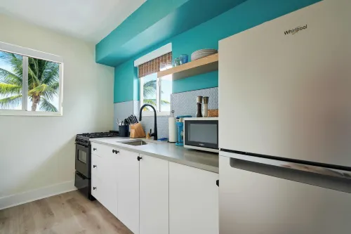 Aloha Fridays - Holiday Apartments