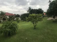 Whispers Guest House - Airport Shuttle