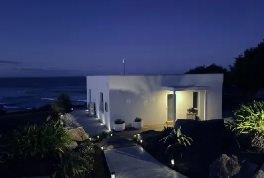 Saltwater - Absolute Oceanfront, Hot Tubs, Sauna, Fire Pits Отели в г. 