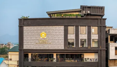 Vishranti Canal Road