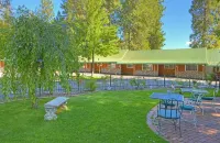 Strawberry Valley Inn Hotels in Mount Shasta