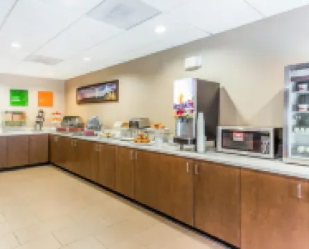 Comfort Suites at Isle of Palms Connector