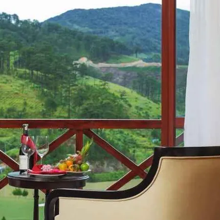 Swiss-Belresort Tuyen Lam