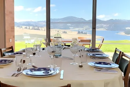 Casa con mágica vista represa del Sisga