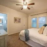 ニューエセル ローズ コテージ-5 ミン トゥ マグノリア サイロス Rogers School of Engineering and Computer Science周辺のホテル